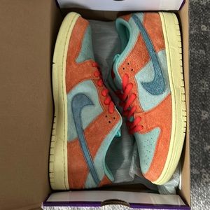Nike sb orange emerald rise brand new size 13